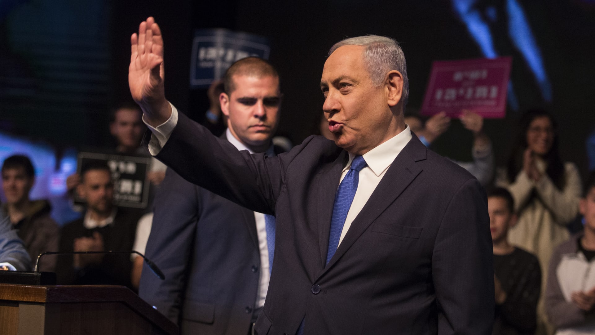 الانتخابات الإسرائيلية.. نتنياهو يعلن انتصاره وغانتس "مُحبط".. وكلاهما لن يشكل حكومة مُنفردًا
