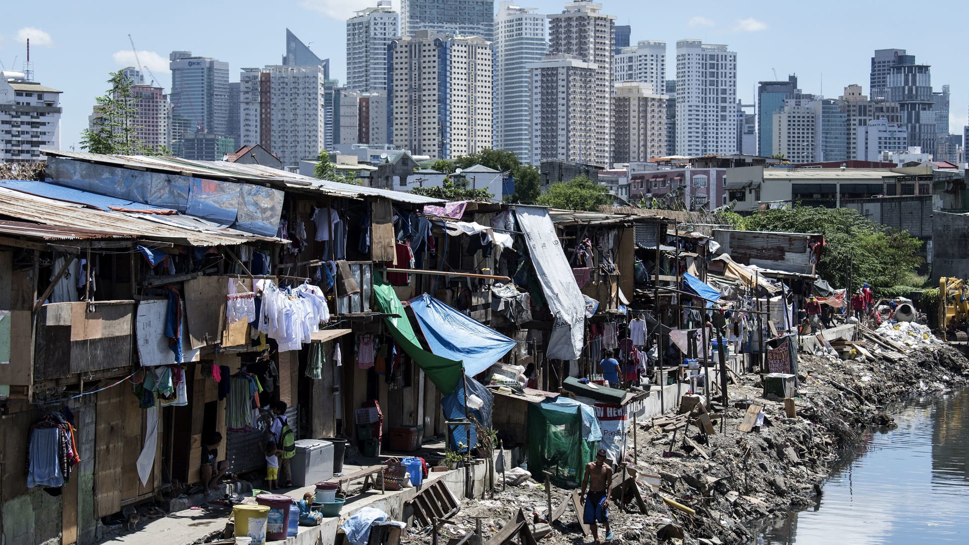 البنك الدولي: فيروس كورونا قد يدفع بـ11 مليون شخص في آسيا إلى الفقر
