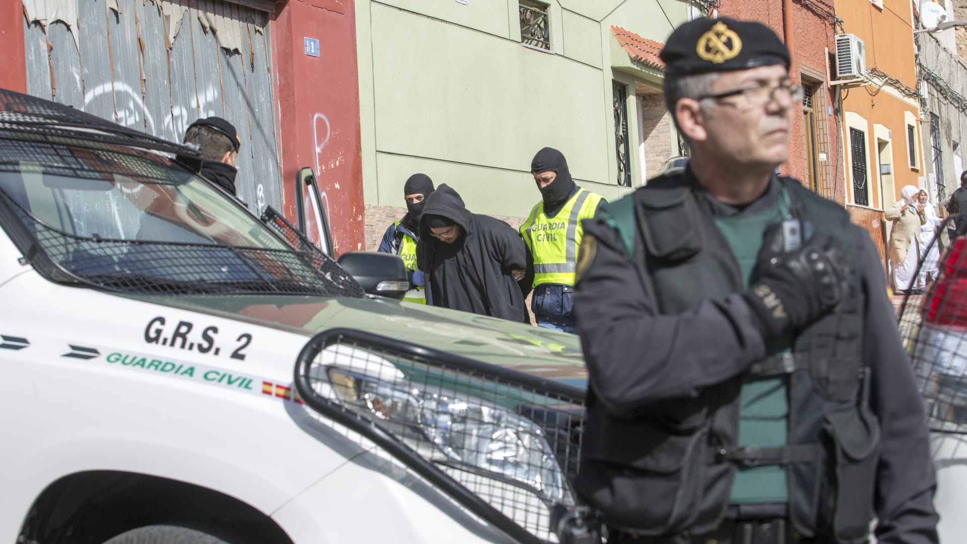 إسبانيا تعلن القبض على مغني الراب و"جزار داعش" ذي الأصول المصرية