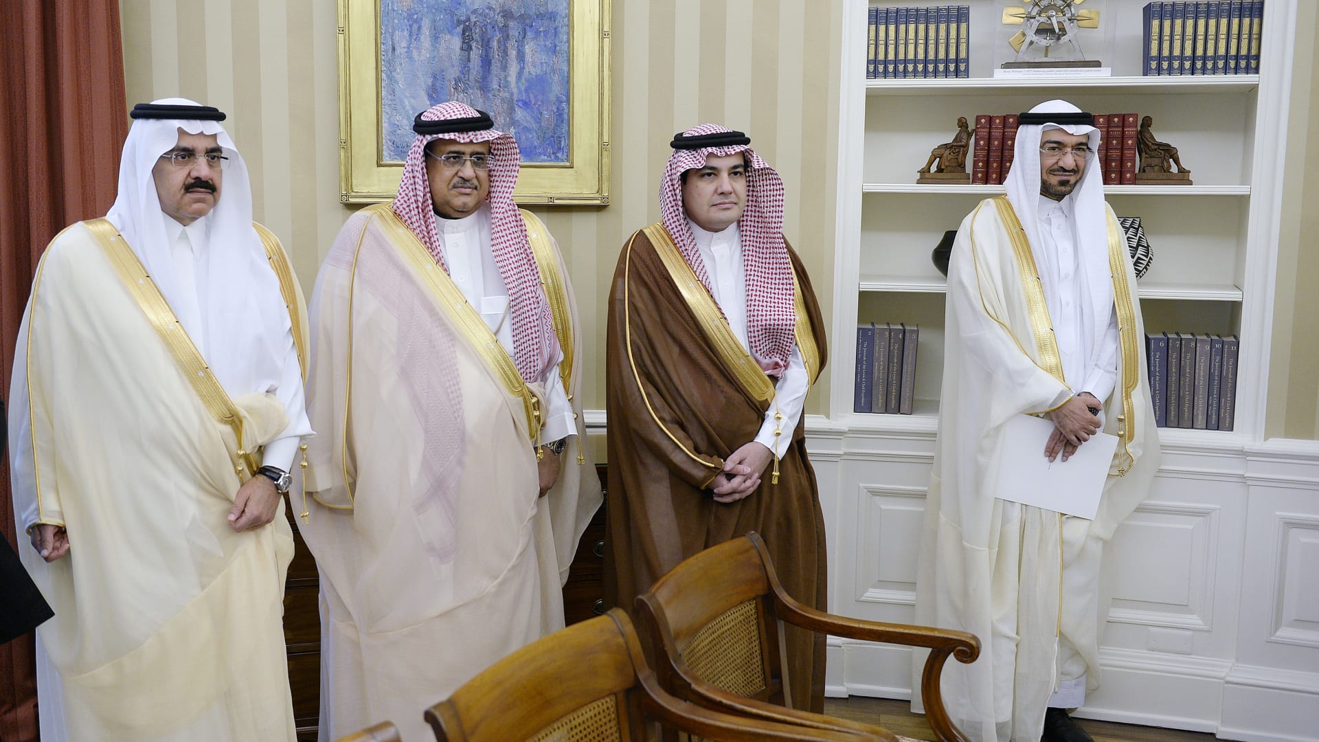 صورة أرشيفية لسعد الجبري (يمين) ضمن الوفد السعودي المرافق لمحمد بن نايف خلال لقاء مع باراك أوباما بالبيت الأبيض عام 2015