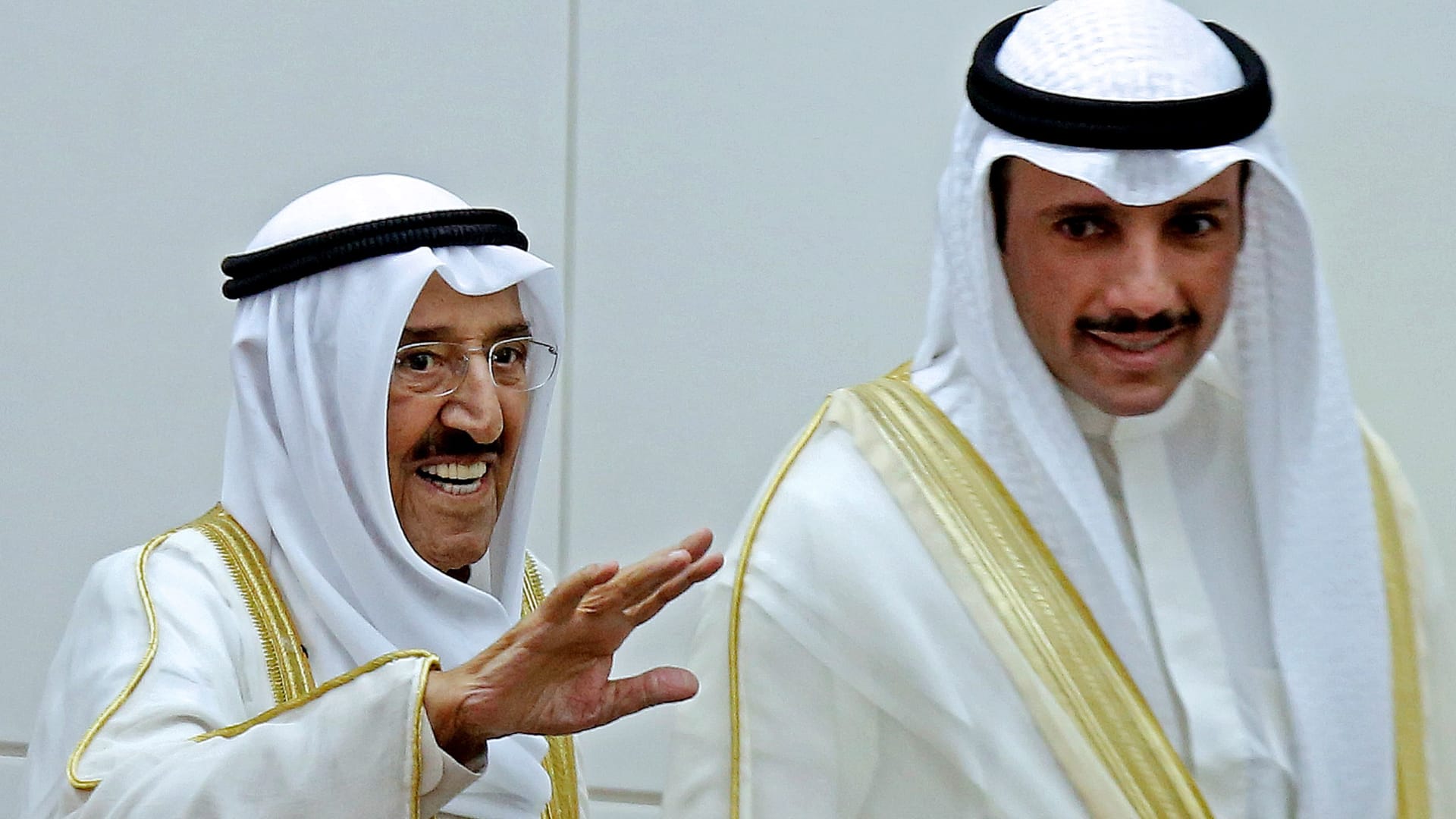 رئيس مجلس الأمة الكويتي يكشف أخبارا حول صحة أمير البلاد وينقل رسالة للسفيرة الأمريكية