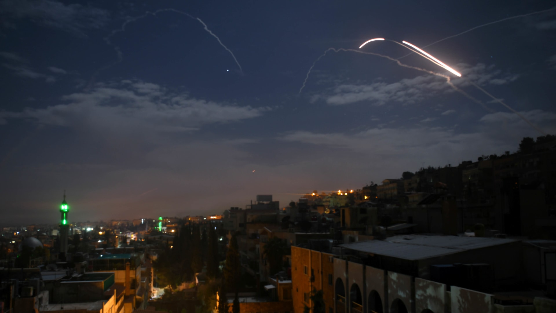  إسرائيل تعلن أهداف عسكرية سورية ضربتها غارات جوية جنوب البلاد