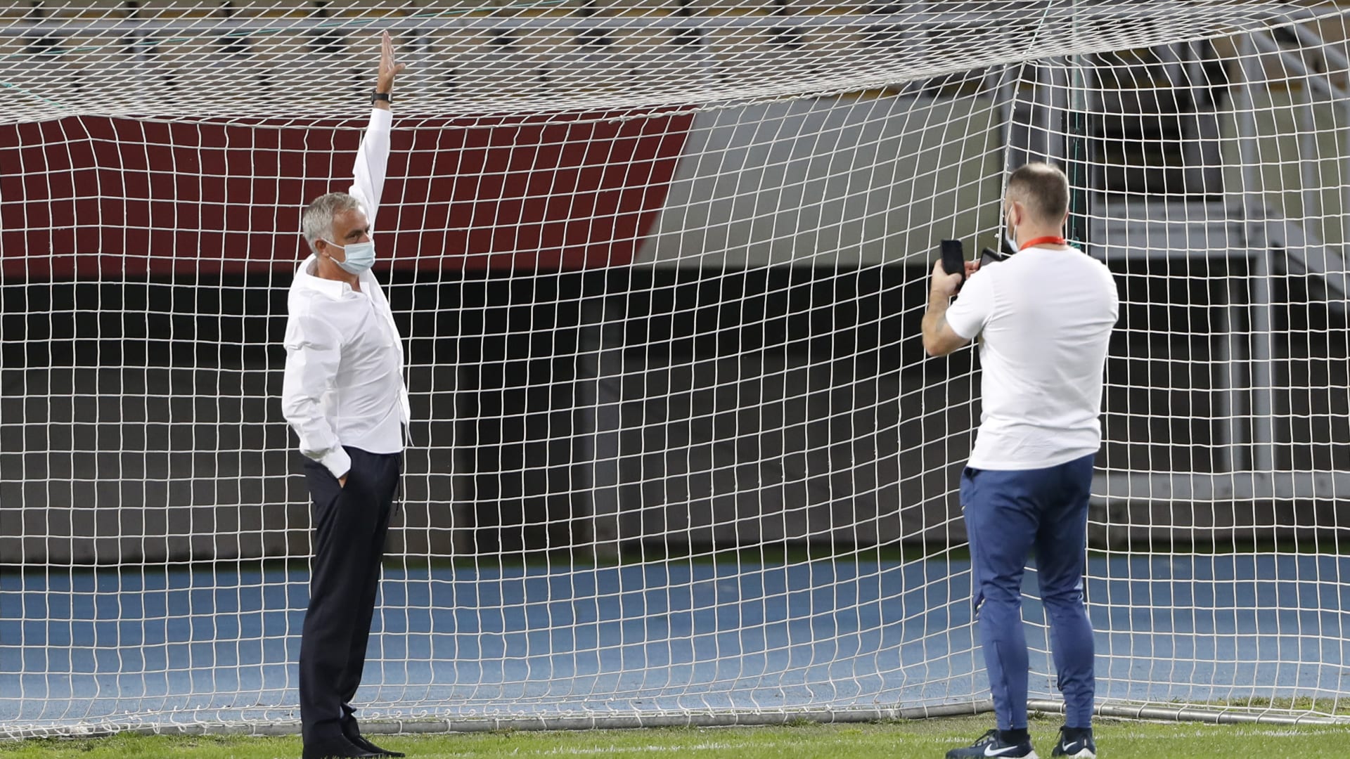 مورينيو يكشف موقفًا طريفًا في مباراة توتنهام الأخيرة بالدوري الأوروبي