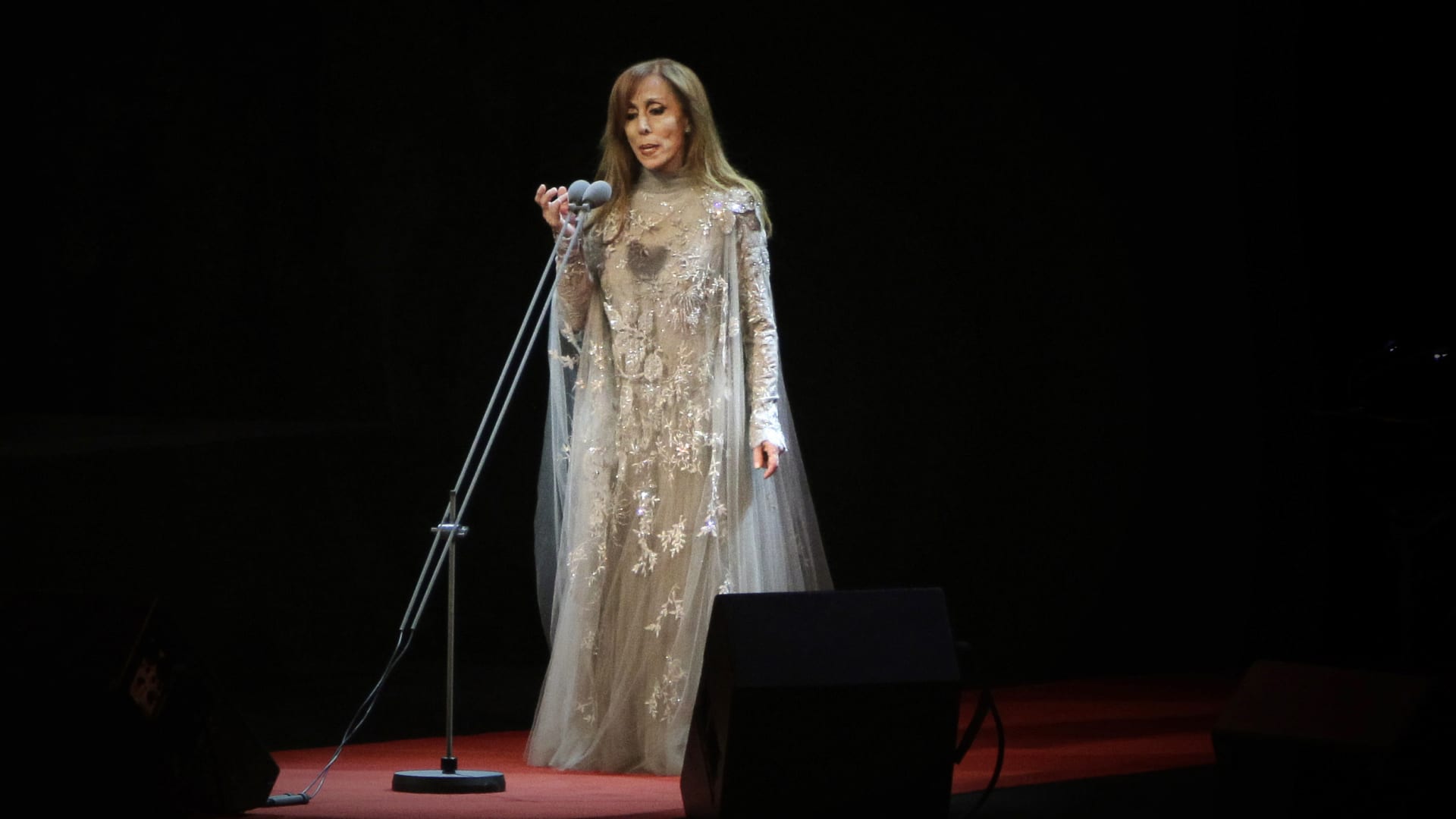 85 عاماً على ميلاد فيروز "من يومها صار القمر أكبر"