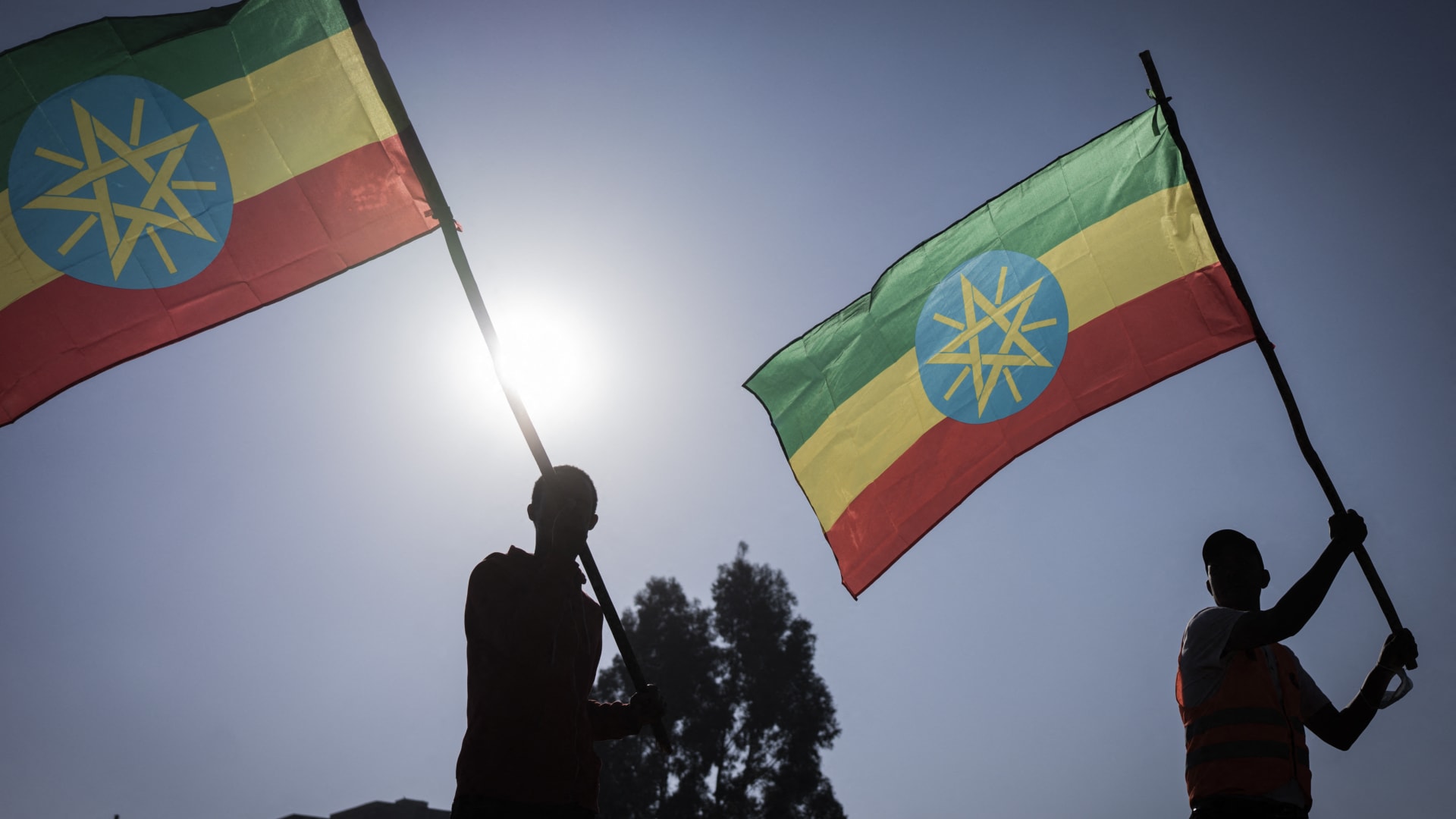 رئيس وزراء إثيوبيا ينتقل إلى جبهة الحرب.. ونائبه يتولى مهامه