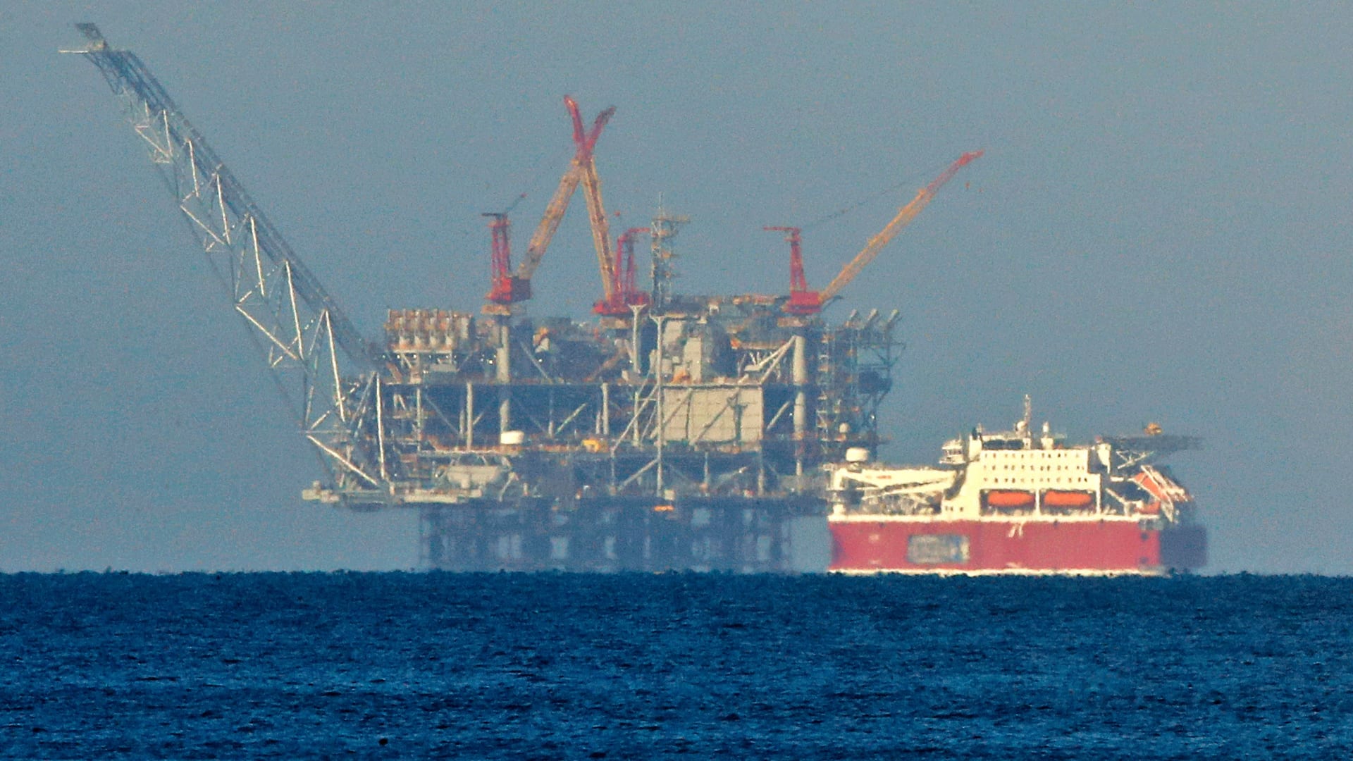  مصر توقع اتفاقية مع إيني الإيطالية لزيادة صادرات الغاز إلى أوروبا