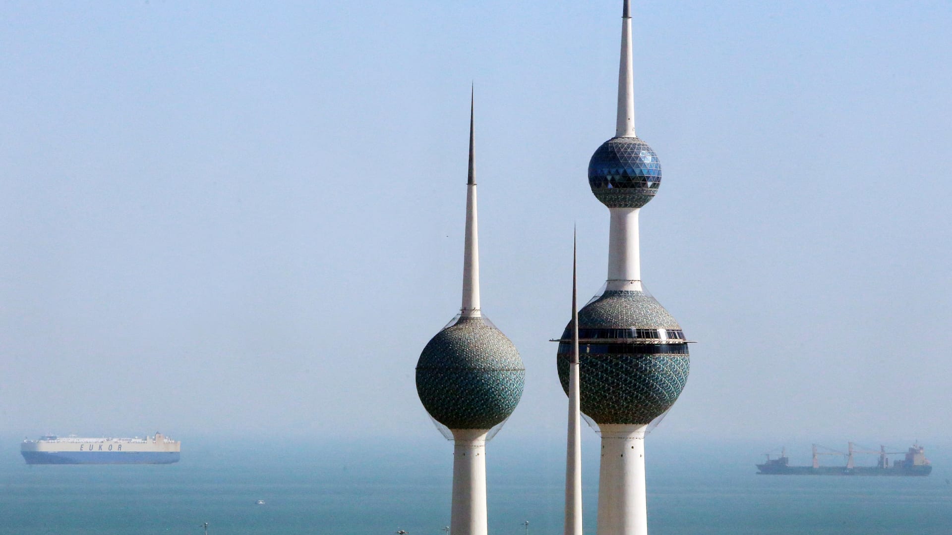 الكويت.. تحرك رسمي ضد حالات "ابتزاز" مسؤولي الحكومة