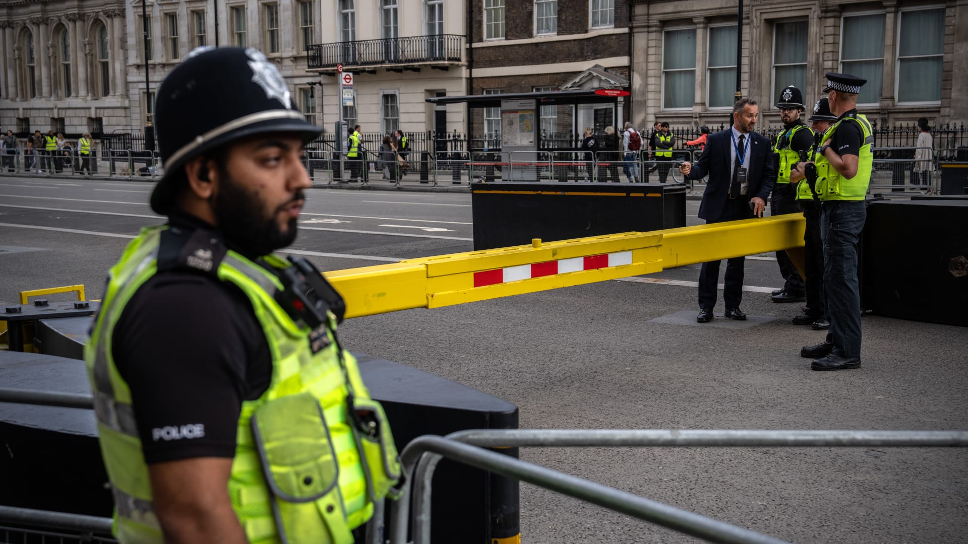 صورة تعبيرية لعناصر بالشرطة البريطانية في العاصمة لندن (ليست من موقع الحادث)