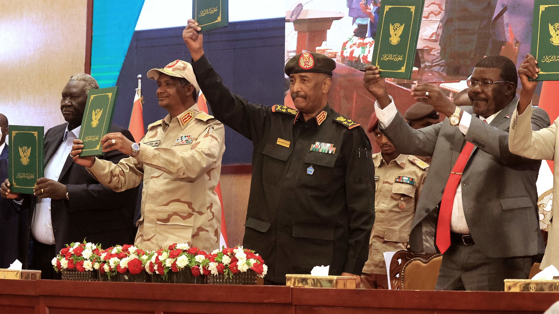السودان.. الاتفاق على الصيغة النهائية للإعلان السياسي بين الأطراف الموقعة وغيرها