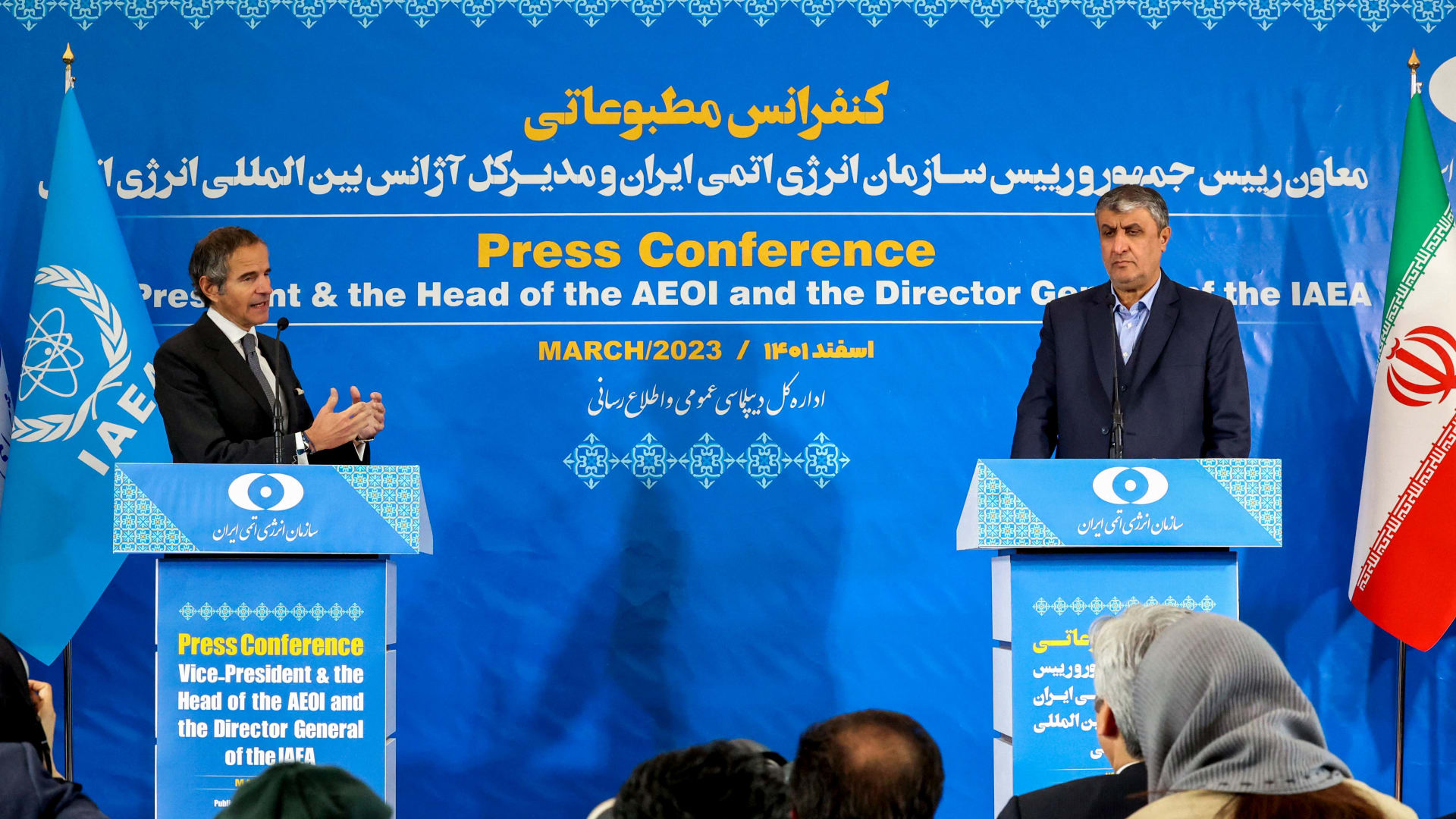 مدير وكالة الطاقة الذرية يتحدث من طهران عن تهديدات إسرائيل ضد المنشآت الإيرانية النووية