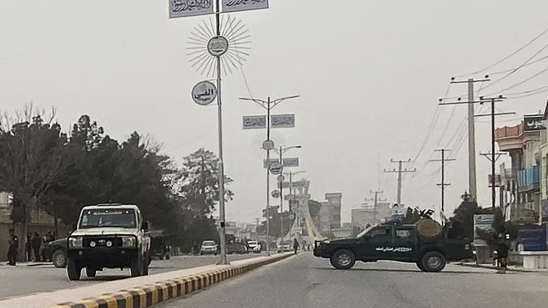   مقتل محافظ من "طالبان" و2 من مرافقيه في انفجار بمكتبه في أفغانستان