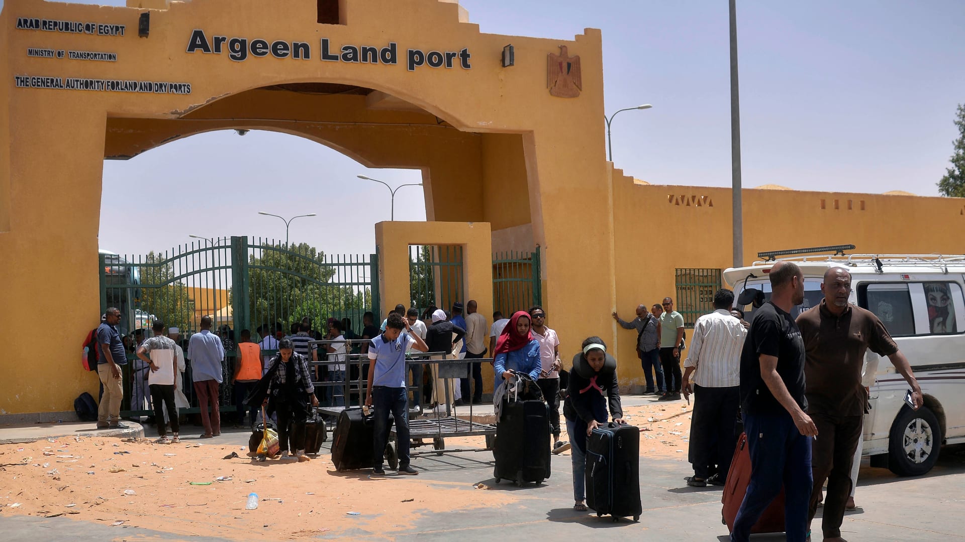 أمريكيون عالقون في السودان: حكومتنا تخلت عنا لمواجهة الخطر بأنفسنا عكس الدول الأخرى