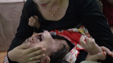 بعد وفاة طفلة في مصر متأثرة به ما هو الختان وما حجم الظاهرة Cnn Arabic