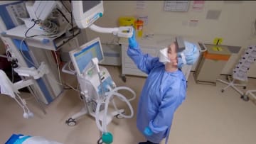 بعد تحذير مرضى الحساسية من تلقي لقاح فايزر ما رأي الخبراء Cnn Arabic