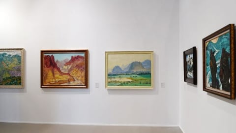 متحف "اللوحات الأذربيجانية من القرن العشرين إلى القرن الواحد والعشرين" في أذربيجان.	
