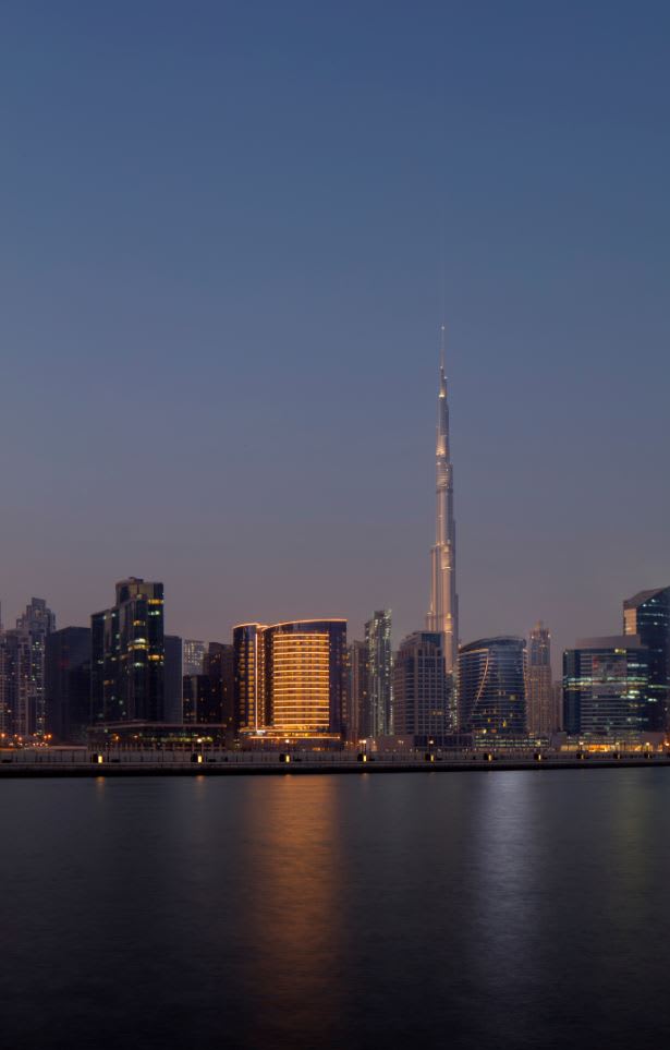 ليصبح الأكثر ودية في دبي.. فندق يحظر استخدام الألقاب الرسمية