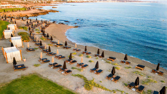 أفخم 10 فنادق مطلة على البحر في اليونان