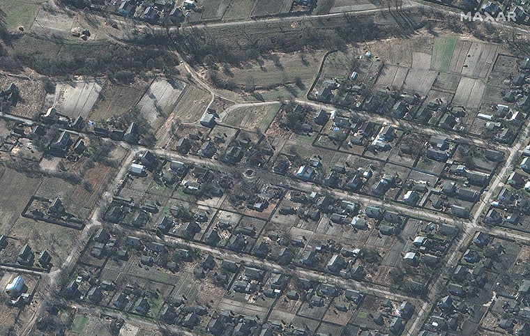 ماذا حصل داخل كييف ومحيطها؟.. 5 صور أقمار صناعية تكشف خفايا الهجوم الروسي