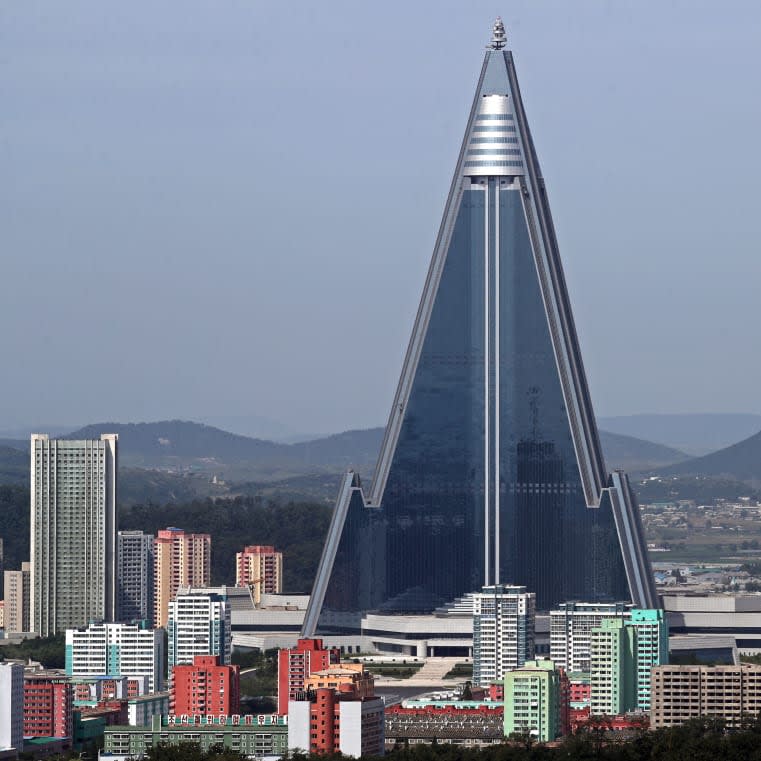 "فندق الموت".. ما حكاية فندق "ريوغيونغ" في كوريا الشمالية