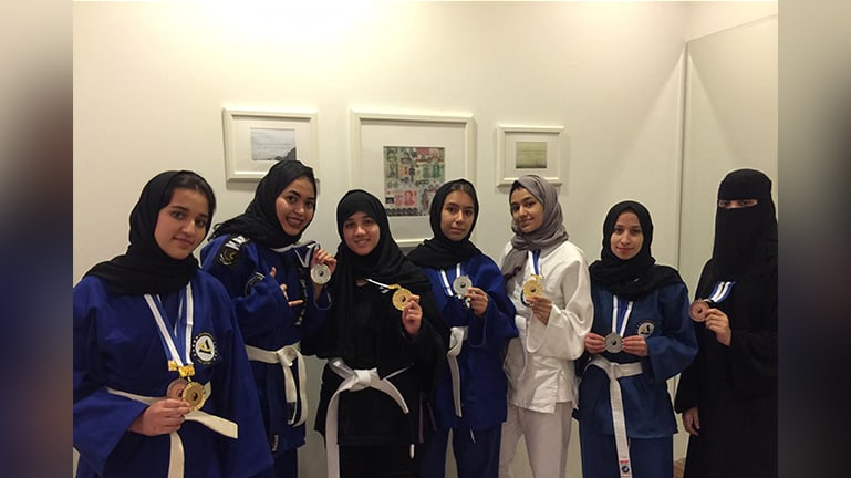 إقامة أول بطولة نسائية للدفاع عن النفس في السعودية