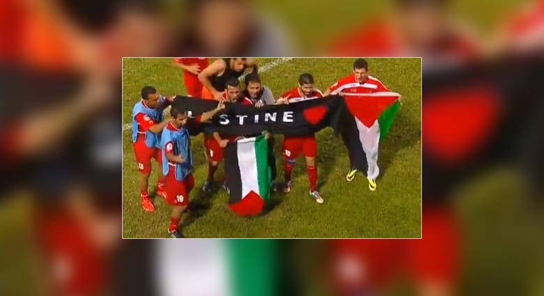 المنتخب الفلسطيني يضرب عصفورين بحجر ..أول لقب دولي رسمي بتاريخه وتأهل لكأس أمم آسيا المنتخب الفلسطيني يضرب عصفورين بحجر ..أول لقب دولي رسمي بتاريخه وتأهل لكأس أمم آسيا