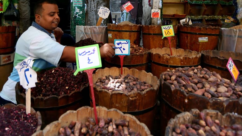 سوق العمل في مصر لمحة عن أبرز القطاعات واتجاهات التوظيف فيها Cnn Arabic