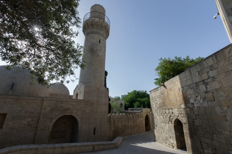 قصر شيروان شاه.. معلم يحتوي على أسرار التاريخ الأذربيجاني قصر شيروان شاه.. معلم يحتوي على أسرار التاريخ الأذربيجاني