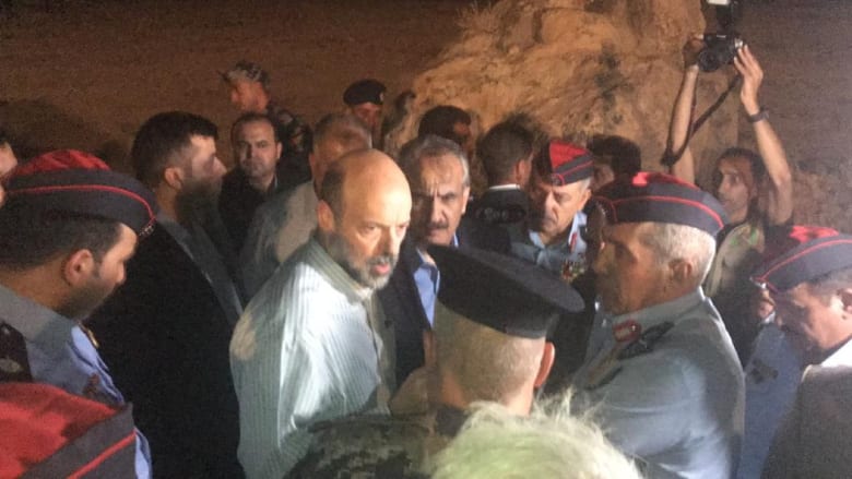 وفيات وإصابات جراء سيول البحر الميت في الأردن وفيات وإصابات جراء سيول البحر الميت في الأردن