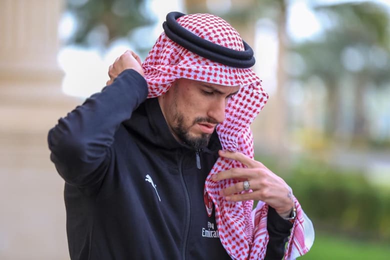 بعيداً عن الأجواء الرياضية.. ما الذي جذب ميلان واليوفنتوس بالسعودية؟ بعيداً عن الأجواء الرياضية.. ما الذي جذب ميلان واليوفنتوس بالسعودية؟