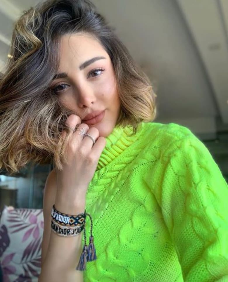 منها هيفاء وهبي وكايلي جينر.. هل تعتلي ألوان النيون عرش هذا الموسم؟ منها هيفاء وهبي وكايلي جينر.. هل تعتلي ألوان النيون عرش هذا الموسم؟