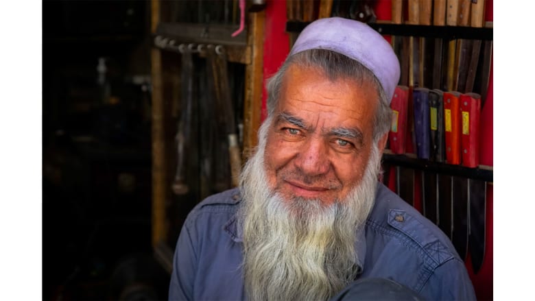رحالة هولندي قضى 3 أشهر في بلدان "استان".. فماذا وجد؟ رحالة هولندي قضى 3 أشهر في بلدان "استان".. فماذا وجد؟