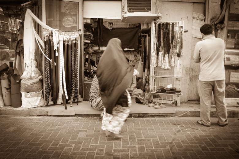 اكتشف الجانب غير المرئي لدبي.. خلال عيون هذا المصور اكتشف الجانب غير المرئي لدبي.. خلال عيون هذا المصور