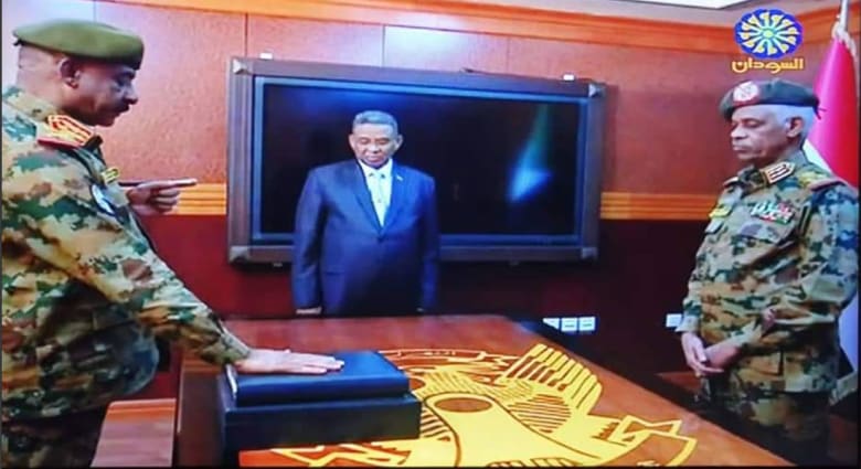كيف مضت أول ليلة للانقلاب العسكري في السودان؟ وما المتوقع الجمعة؟ كيف مضت أول ليلة للانقلاب العسكري في السودان؟ وما المتوقع الجمعة؟