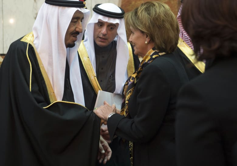 رئيسة مجلس النواب الأمريكي ترد على رفض ترامب وقف دعم السعودية في اليمن رئيسة مجلس النواب الأمريكي ترد على رفض ترامب وقف دعم السعودية في اليمن