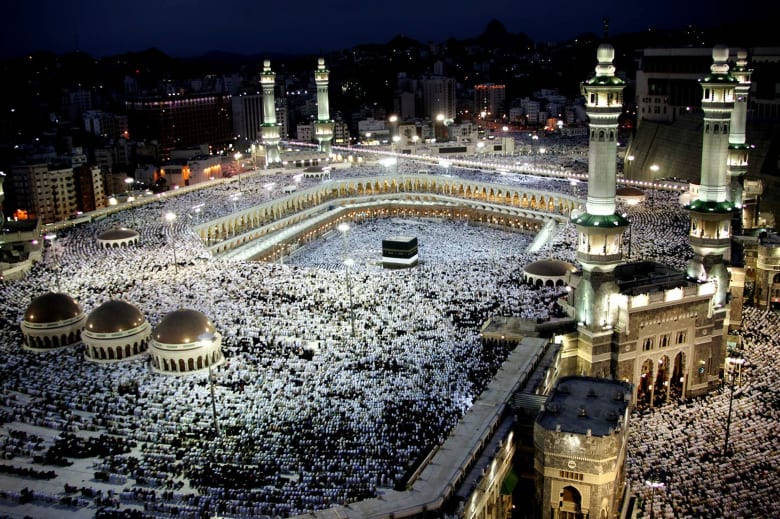 صورة عالية الدقة للحرم المكي في السعودية يلتقطها خليفة سات الإماراتي من الفضاء Cnn Arabic