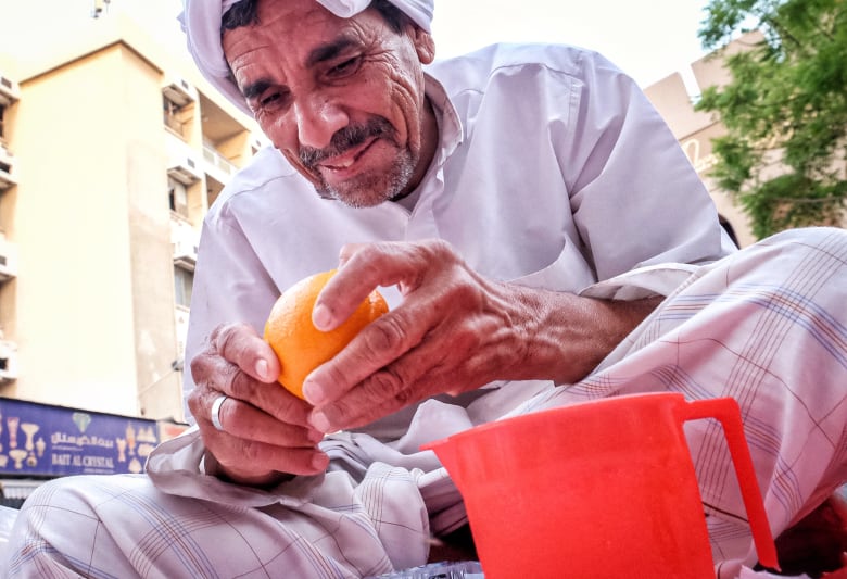 مصور يرصد بعدسته "التحول الكبير" الذي يطرأ على دبي أثناء رمضان مصور يرصد بعدسته "التحول الكبير" الذي يطرأ على دبي أثناء رمضان