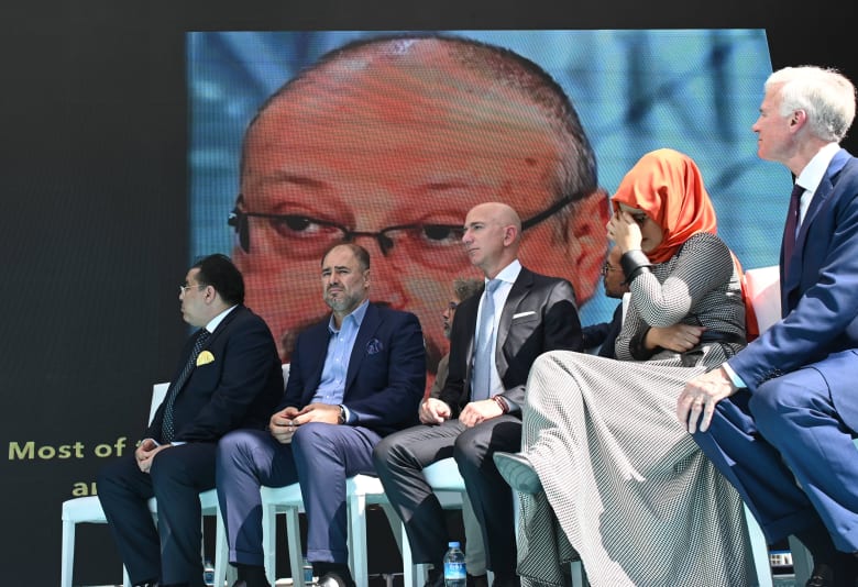 نصب تذكاري لجمال خاشقجي أمام القنصلية السعودية في اسطنبول نصب تذكاري لجمال خاشقجي أمام القنصلية السعودية في اسطنبول