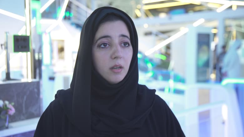 بعد الممر الذكي.. البوابة الذكية بمطار دبي: 7-13 ثانية فقط لإنجاز إجراءاتك بعد الممر الذكي.. البوابة الذكية بمطار دبي: 7-13 ثانية فقط لإنجاز إجراءاتك