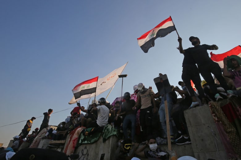 بالصور.. أضخم المظاهرات في بغداد منذ بدء الاحتجاجات بالصور.. أضخم المظاهرات في بغداد منذ بدء الاحتجاجات