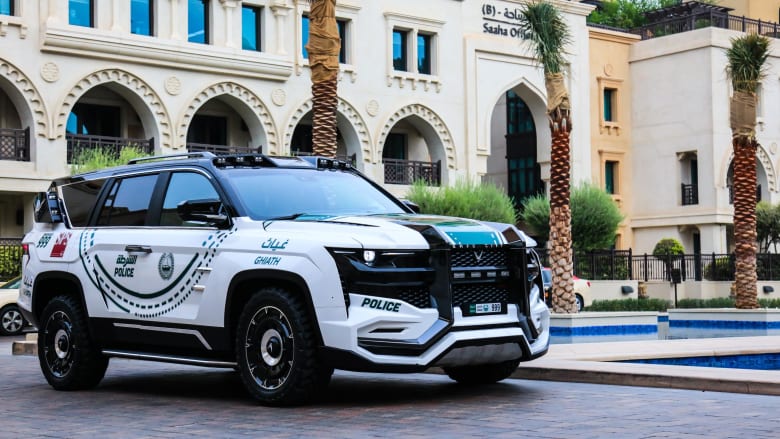 في دبي.. افتتاح أول مصنع للسيارات الخارقة في الشرق الأوسط في دبي.. افتتاح أول مصنع للسيارات الخارقة في الشرق الأوسط