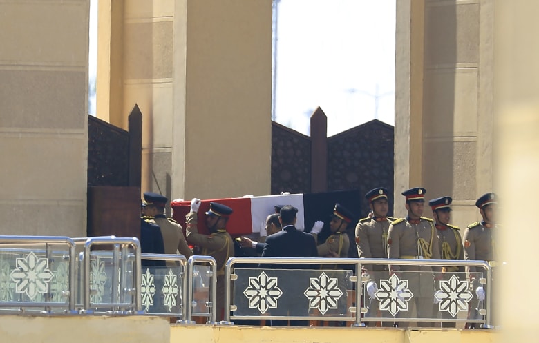 مراسم جنازة الرئيس المصري الأسبق حسني مبارك مراسم جنازة الرئيس المصري الأسبق حسني مبارك