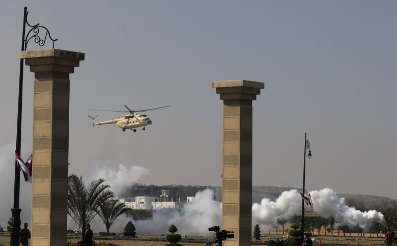 مراسم جنازة الرئيس المصري الأسبق حسني مبارك مراسم جنازة الرئيس المصري الأسبق حسني مبارك