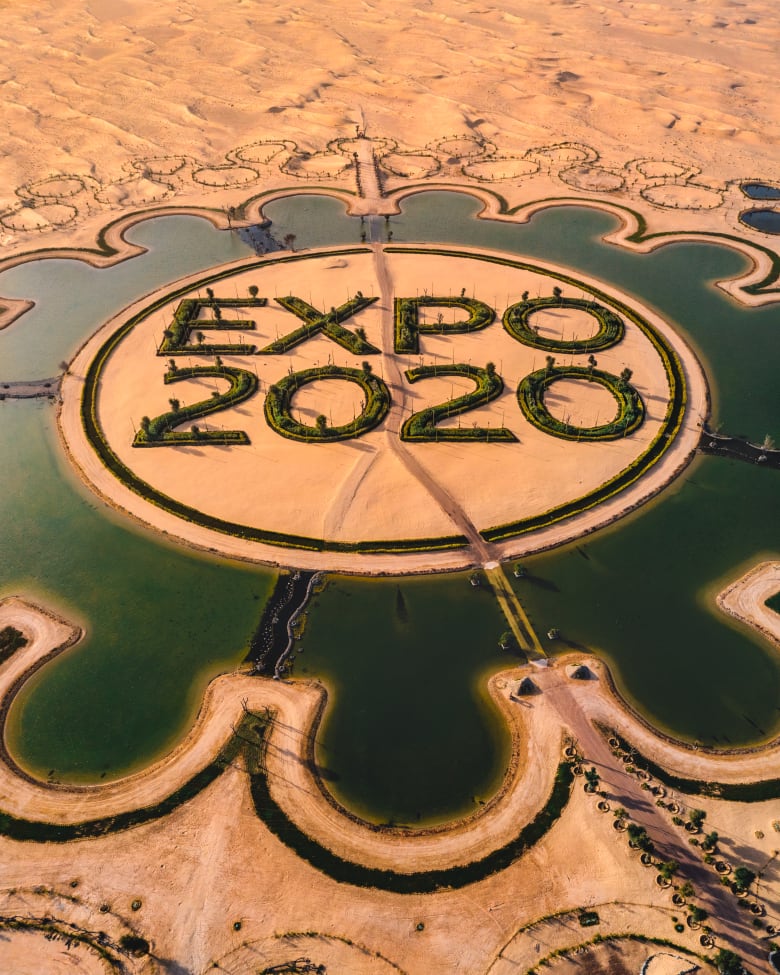 بحيرة "إكسبو 2020" تزين صحراء دبي بحيرة "إكسبو 2020" تزين صحراء دبي