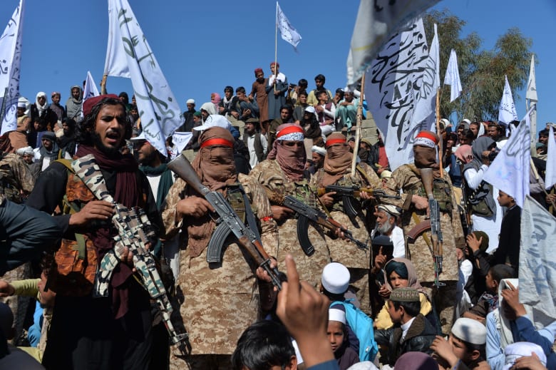 بعد أيام من اتفاق الدوحة غارات جوية أمريكية دفاعية ضد حركة طالبان في أفغانستان Cnn Arabic