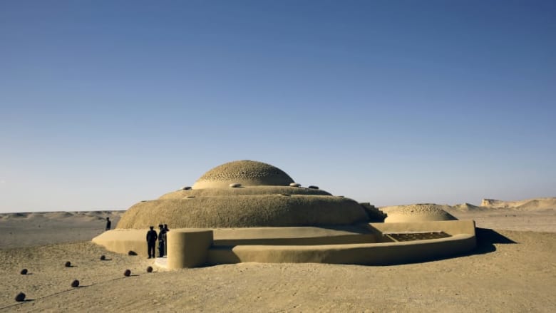 متحف الحفريات وتغير المناخ بوادي الحيتان في مصر متحف الحفريات وتغير المناخ بوادي الحيتان في مصر