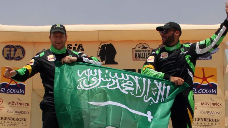 السعودي الراجحي يتوج بطلا لرالي قبرص ويلغي فقرة "الاحتفال بالشمبانيا" السعودي الراجحي يتوج بطلا لرالي قبرص ويلغي فقرة "الاحتفال بالشمبانيا"