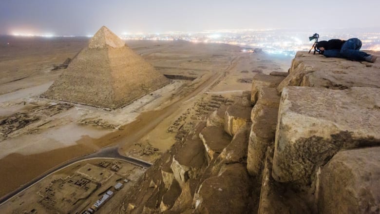 متسلقو الجيزة يحدثون ضجة في هونغ كونغ متسلقو الجيزة يحدثون ضجة في هونغ كونغ