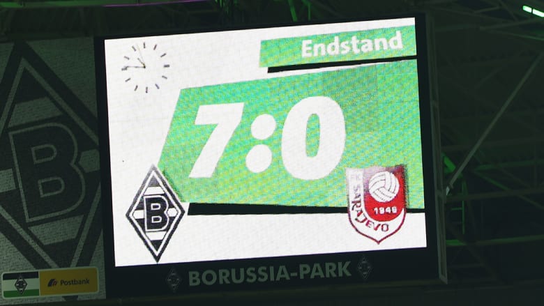 بالصور.. المفاجآت لا تنتهي داخل ملاعب الدوري الأوروبي بالصور.. المفاجآت لا تنتهي داخل ملاعب الدوري الأوروبي