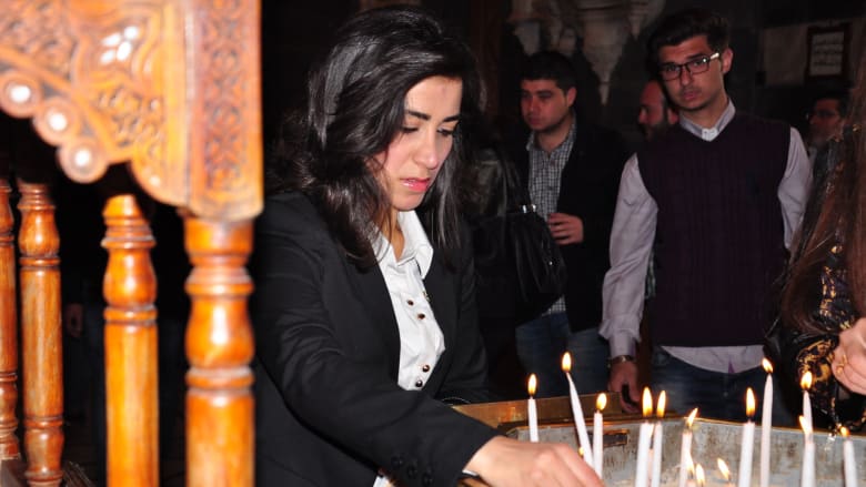 بالصور.. أحد الشعانين في دمشق بعد أربع سنوات من الحرب السورية بالصور.. أحد الشعانين في دمشق بعد أربع سنوات من الحرب السورية