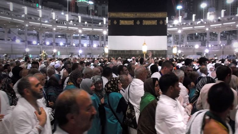 "يوميات حاج" بعدسة CNN.. مشاهد روحانية من مكة والمدينة كأنك برفقته "يوميات حاج" بعدسة CNN.. مشاهد روحانية من مكة والمدينة كأنك برفقته